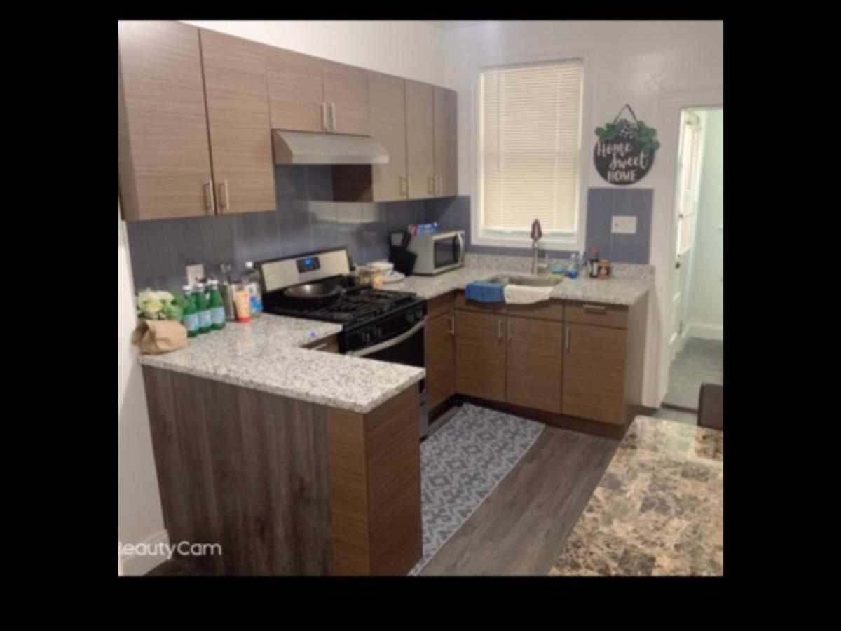 Brand New Bedroom With Tv Next Jhu Baltimore Exterior foto
